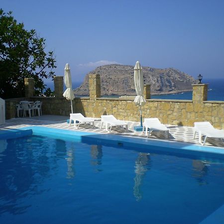 Yiannis Ηotel Foinikion Exterior photo