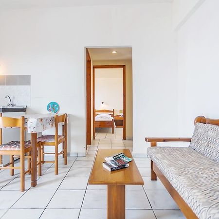 Yiannis Ηotel Foinikion Exterior photo