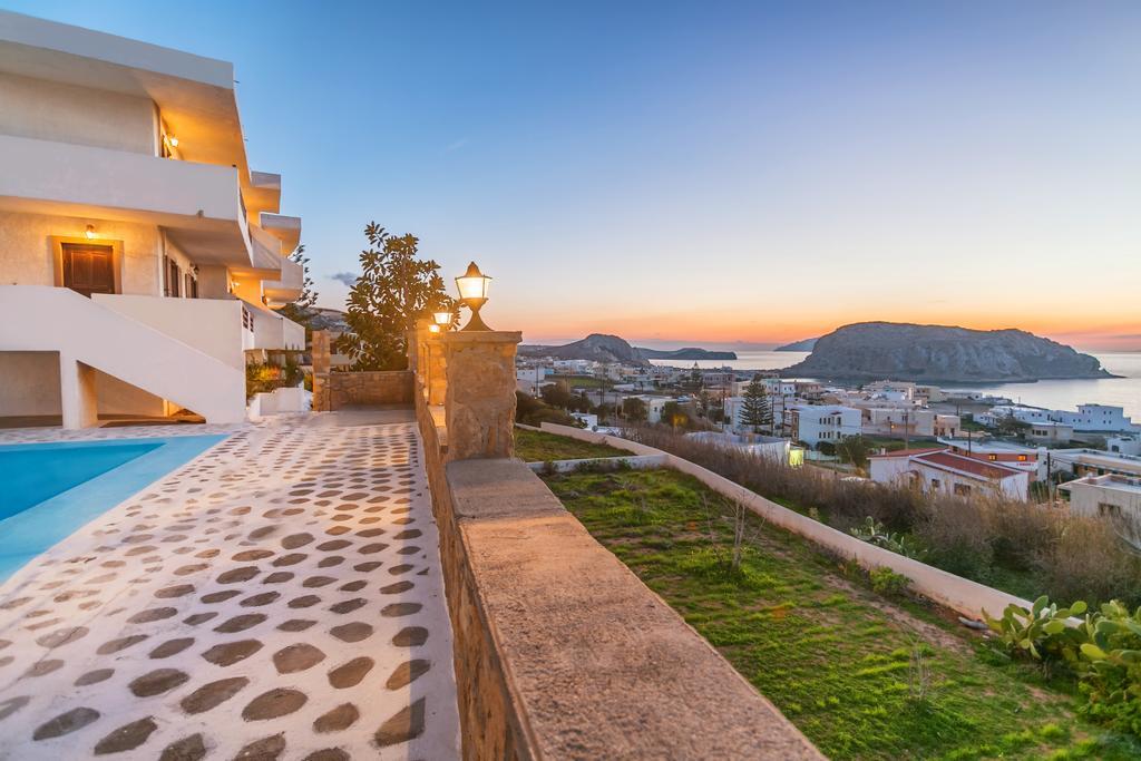 Yiannis Ηotel Foinikion Exterior photo