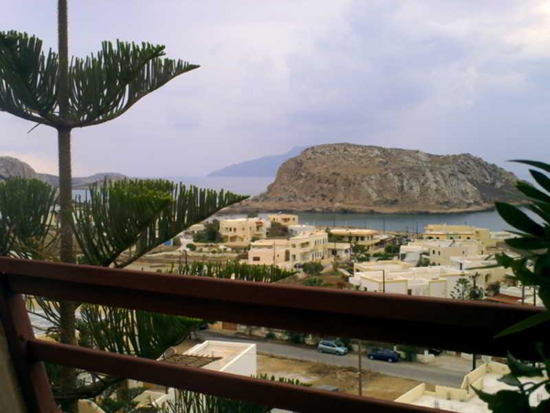 Yiannis Ηotel Foinikion Exterior photo