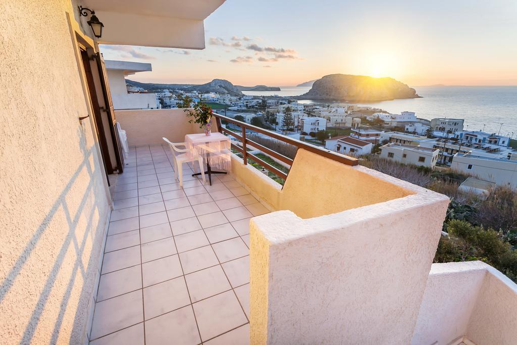 Yiannis Ηotel Foinikion Exterior photo