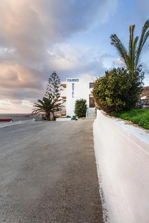 Yiannis Ηotel Foinikion Exterior photo