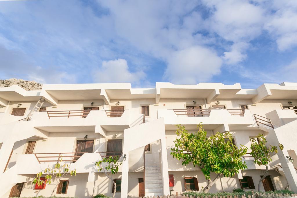 Yiannis Ηotel Foinikion Exterior photo